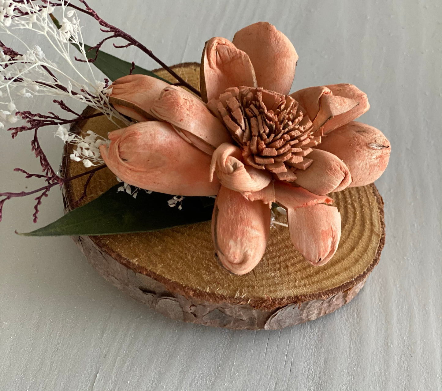 Sola Flower magnet 3 inch