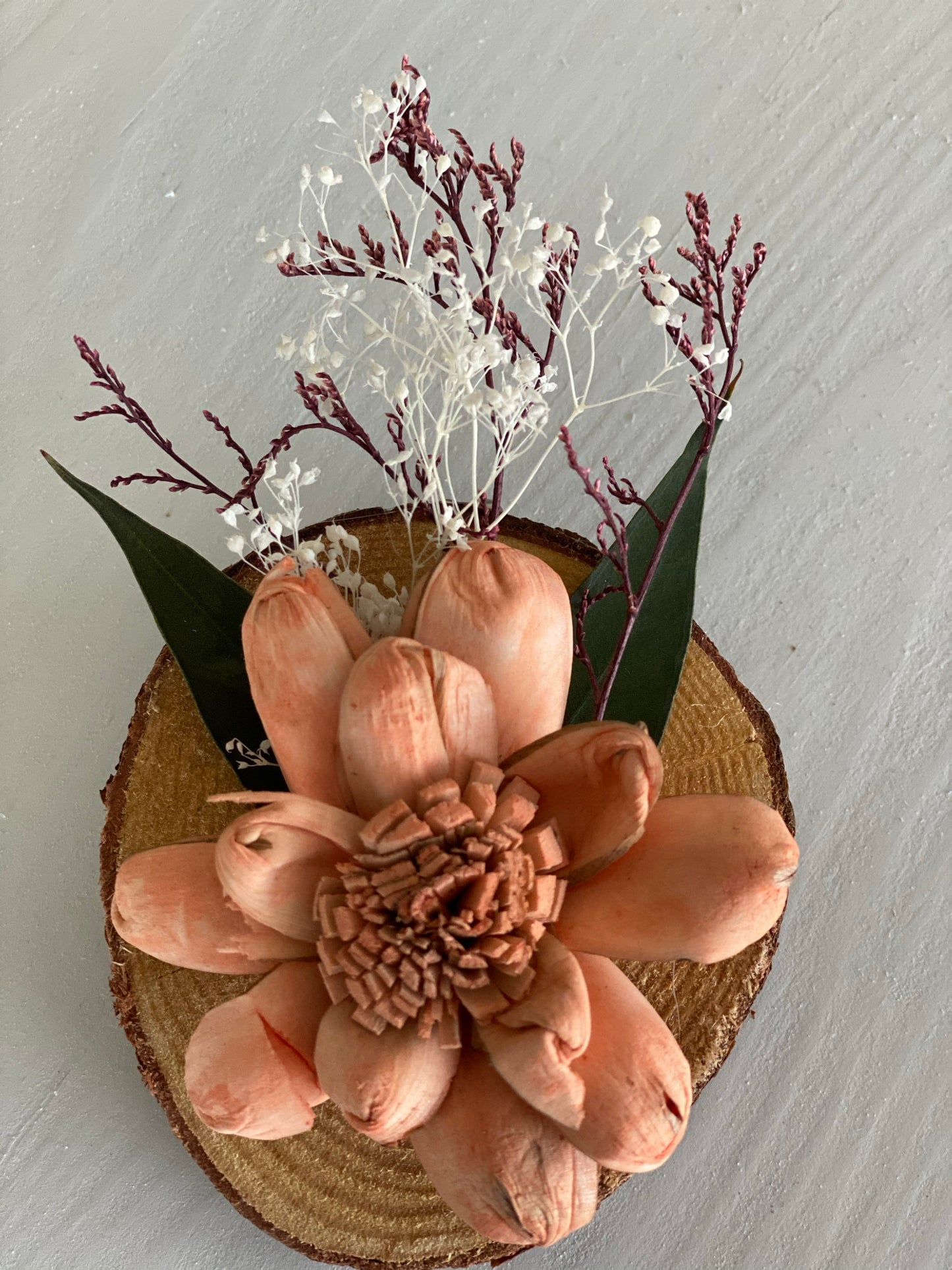 Sola Flower magnet 3 inch