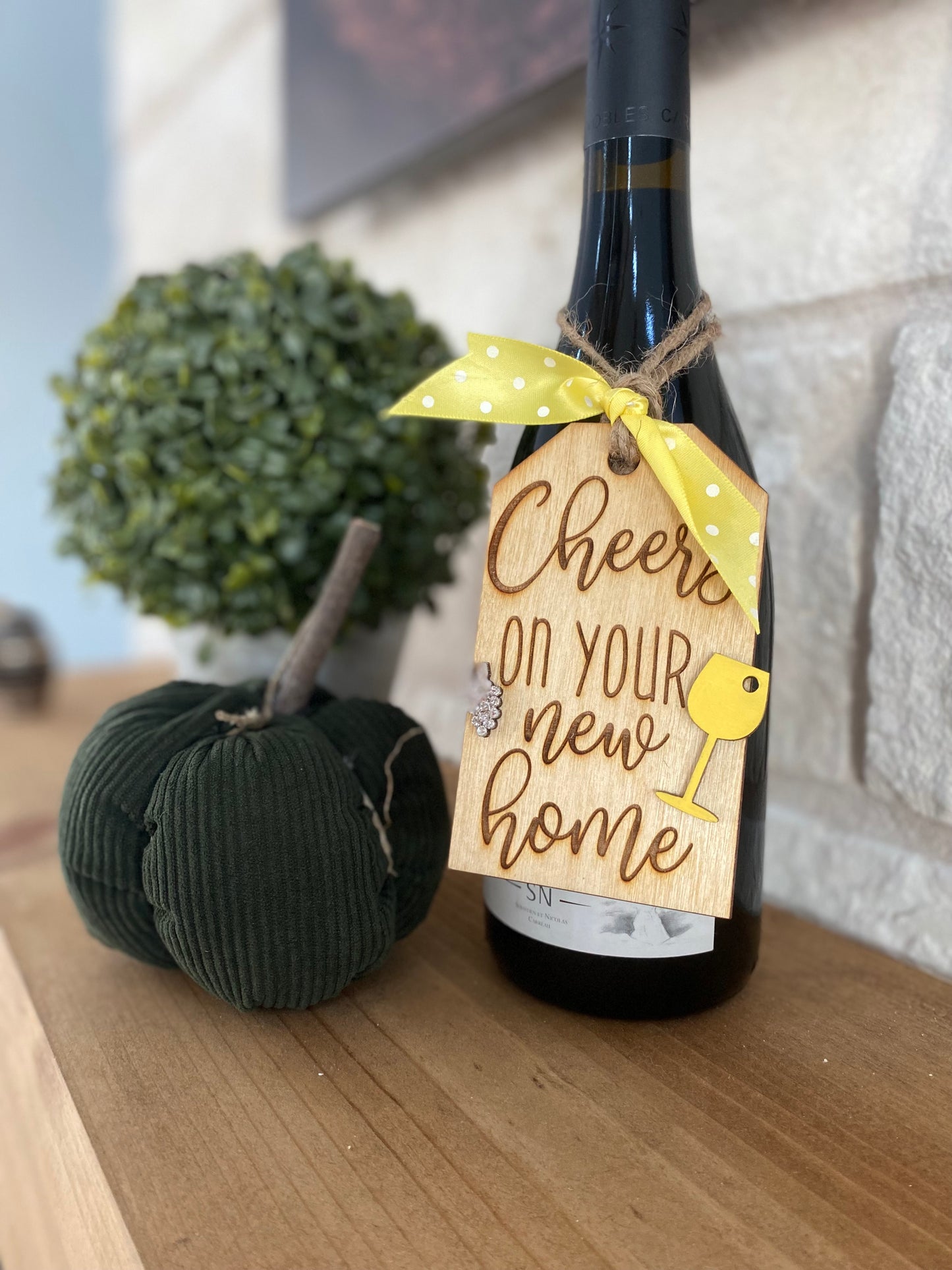 "Cheers on your new home" Wine tag