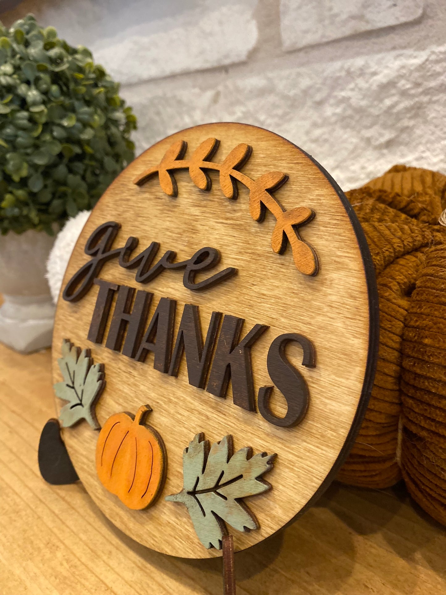 Give Thanks 6" sign