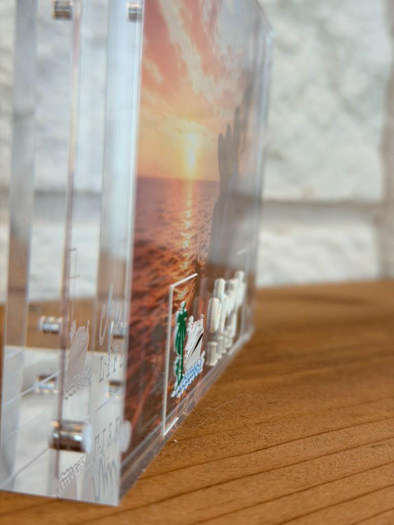 Cruise Life Acrylic Photo Frame: Vacation Memory Display
